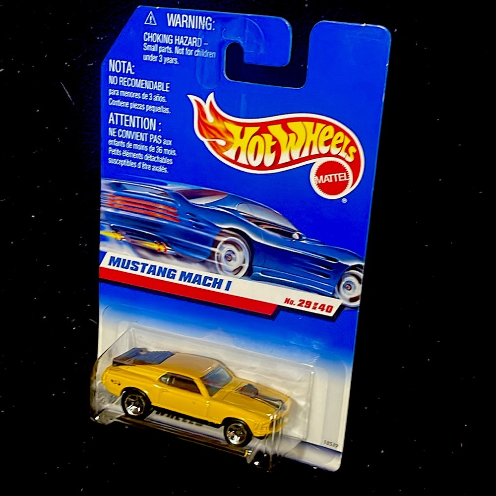 1997 Hot Wheels First Editions FORD MUSTANG MACH 1 Yellow #29 of 40